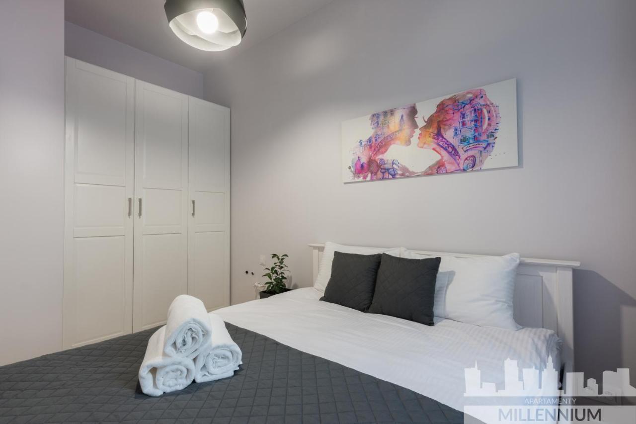 Millennium Awangarda Grey Apartamento Varsóvia Exterior foto