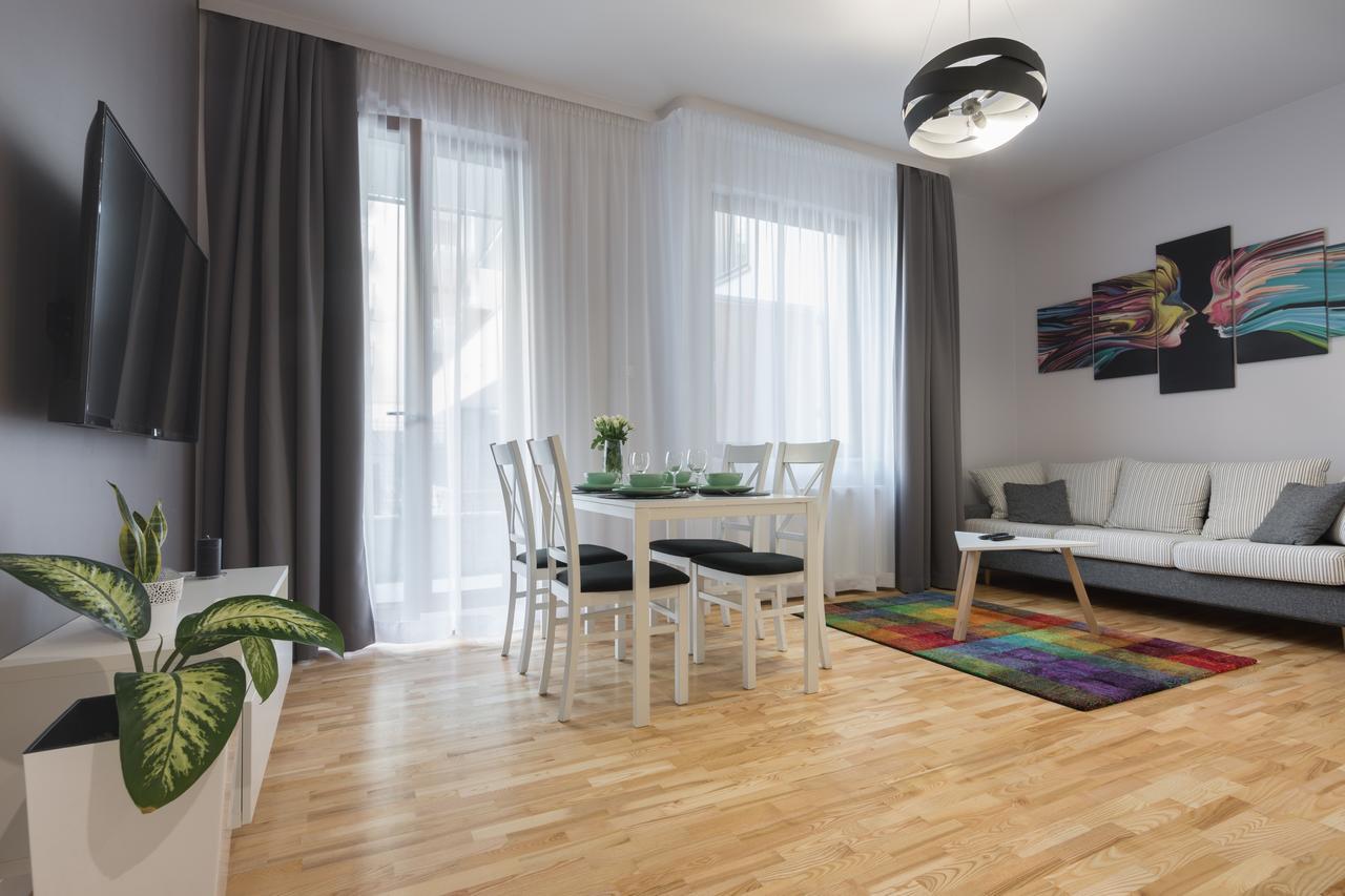 Millennium Awangarda Grey Apartamento Varsóvia Exterior foto